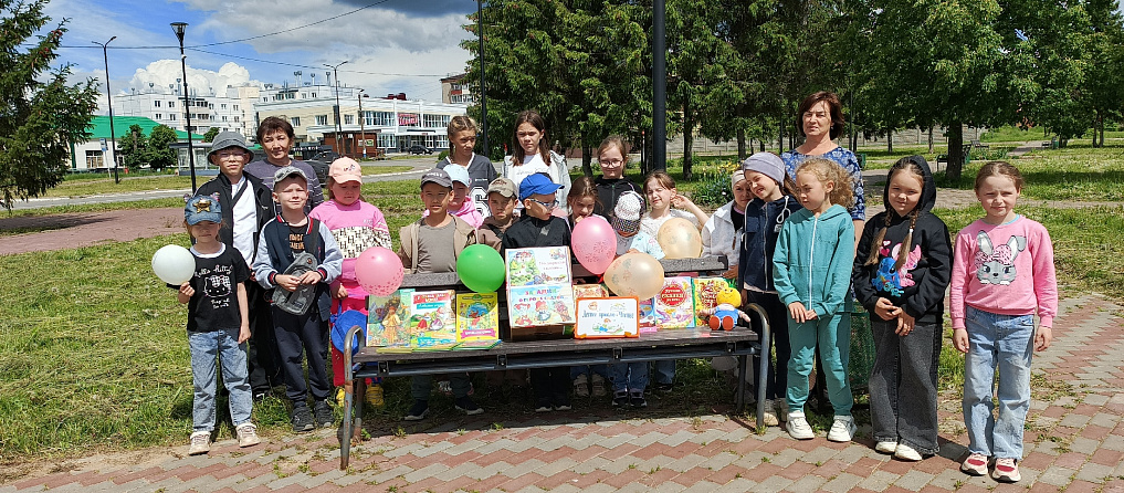 Открытие летнего читального зала